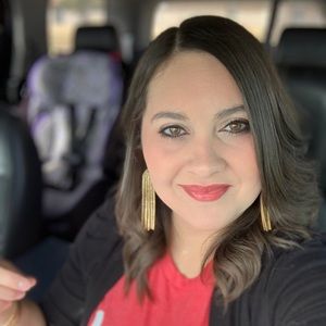 Meet your Posher, Briana